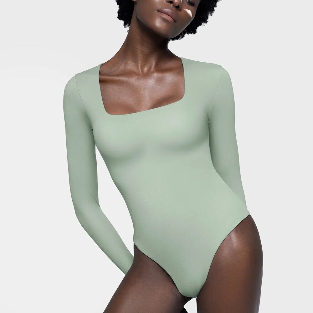 NWT Crave Fame Sage Green Square Neck
Long Sleeve Thong Bodysuit - Size Small